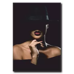 Siyah Şapkalı Kadın Kanvas Tablo