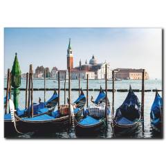 Sandallardan Şehir Seyri Kanvas Tablo