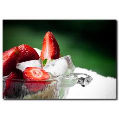 Buzlu Çilek Temalı Kanvas Tablo