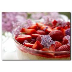 Minik Çiçek Detaylı Çilekli İçecek Tablosu